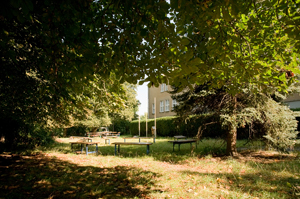 Lagerfeuer- und Grillplatz