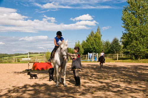 Reitstunde auf dem großen Reitplatz